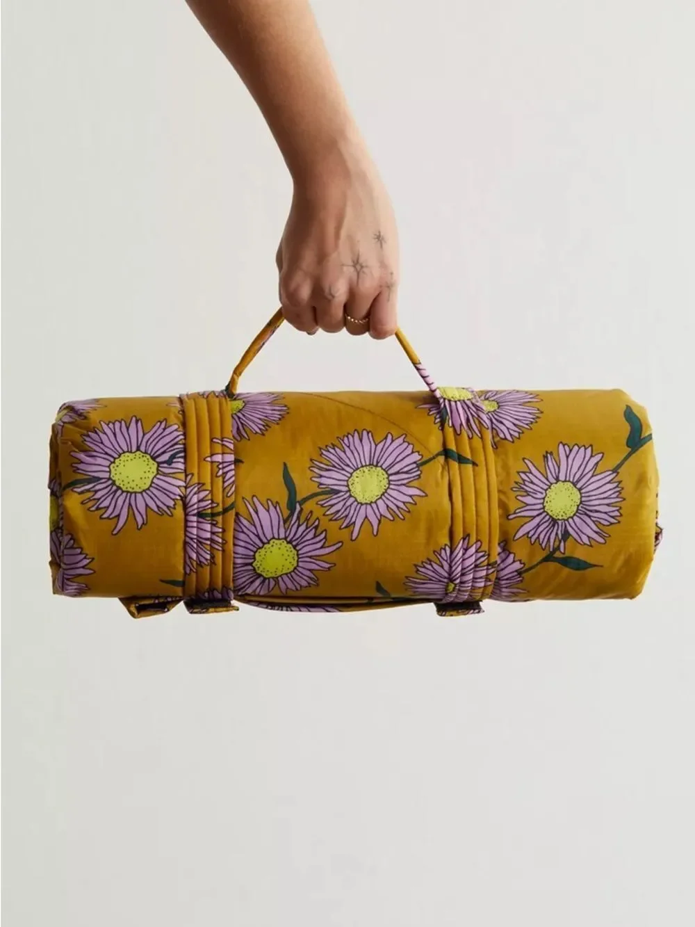BAGGU Puffy Printed Picnic Blanket Urban Outfitters NEW